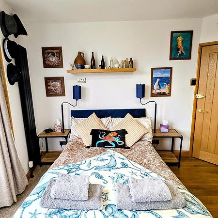 Beachside Bliss In Heart Of Town Ramsgate Exterior photo